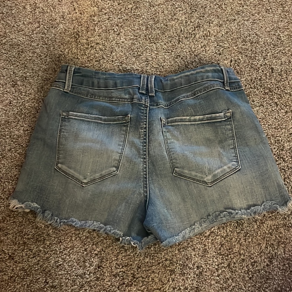 Rewash Jean Shorts - Picture 2 of 3